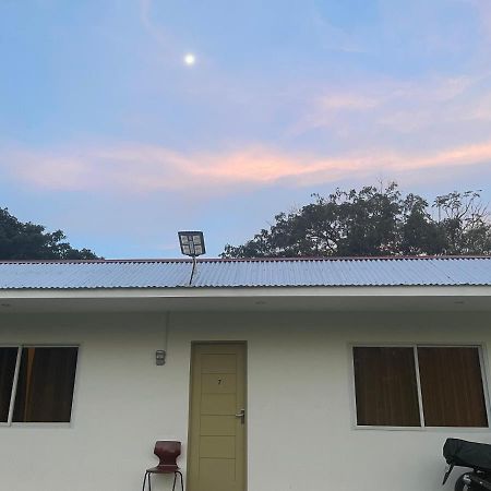 Summer Room B Dumaguete City Экстерьер фото